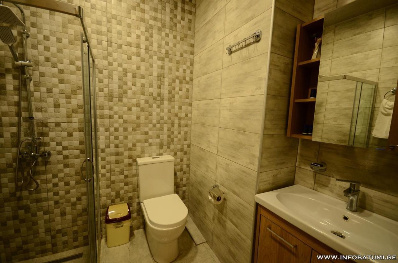 West Apartments Batumi Exterior photo