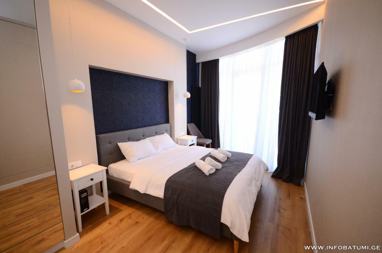 West Apartments Batumi Exterior photo